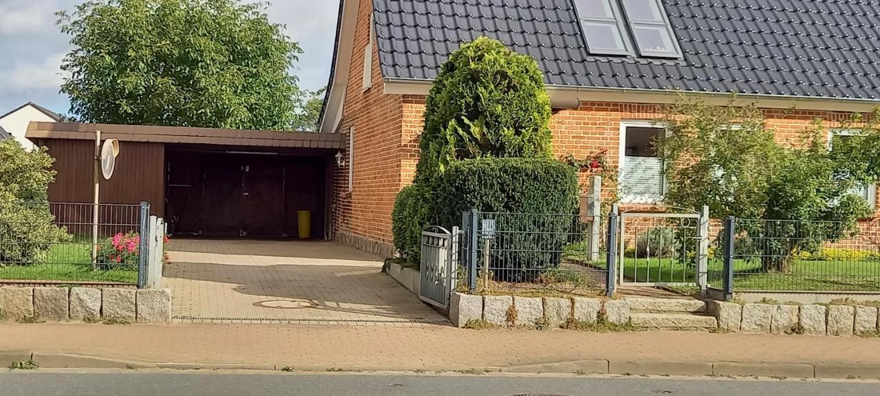 Ferienwohnung Vor Den Toren Luebecks Herrnburg Exterior foto